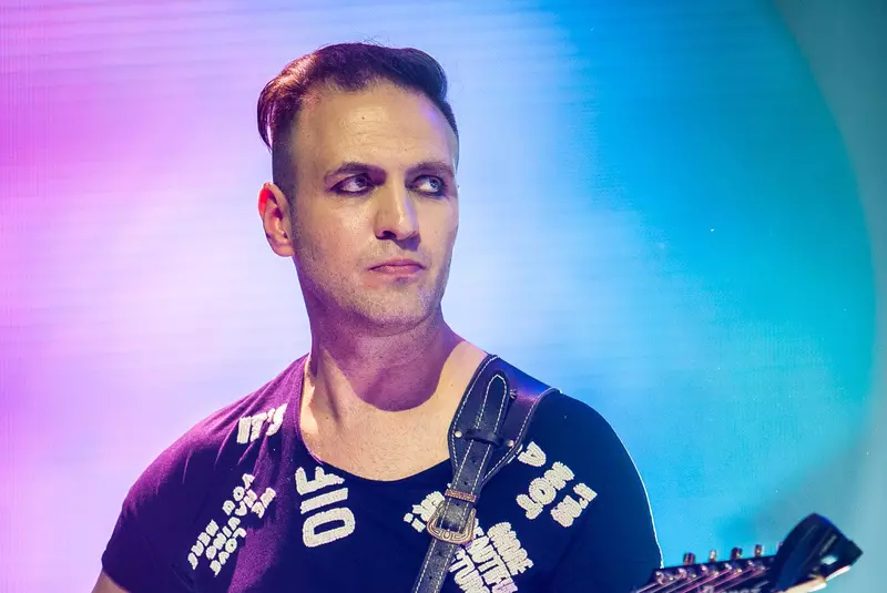 cornel ilie si fratele sau