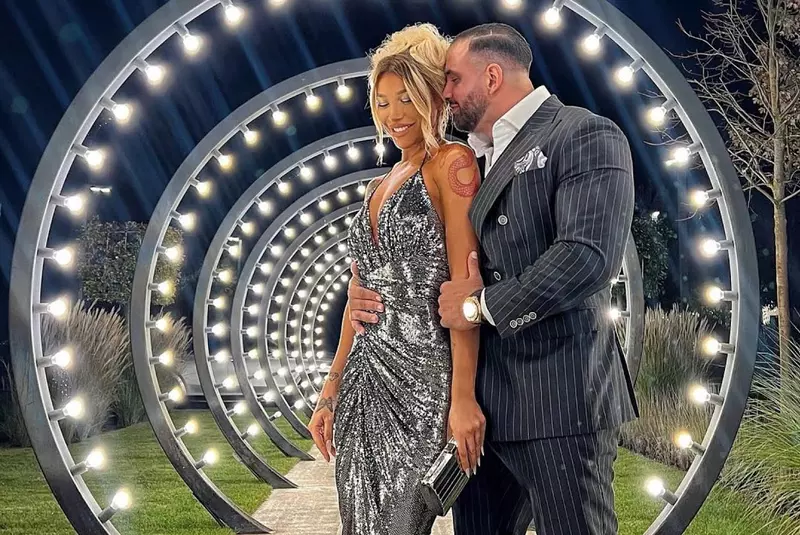 ema uta si alex bodi