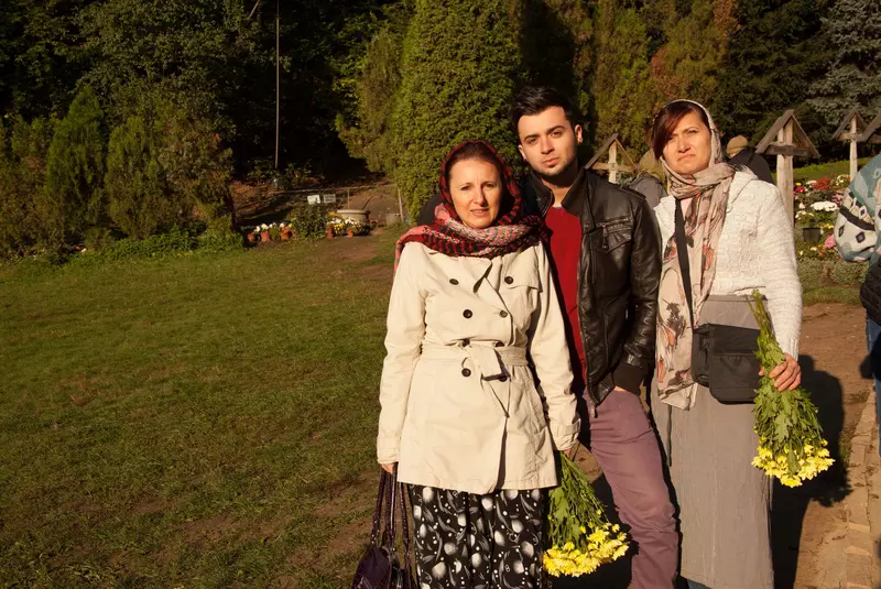 558918_632645836775222_1408178162_n