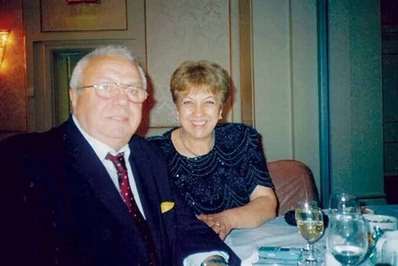 alexandru arsinel si sotia sa