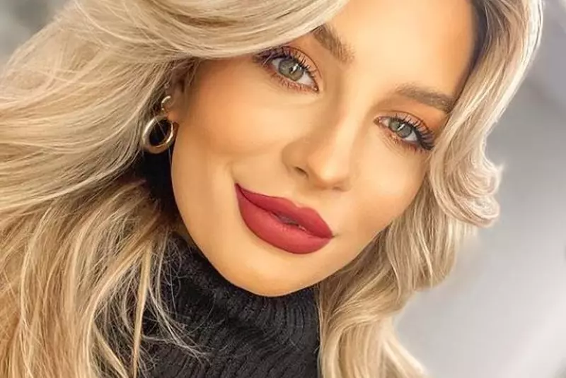 ana10