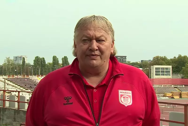 danut-lupu-dus-de-la-inml-dupa-ce-a-fost-ridicat-din-trafic-de-polisti-prima-reactie-a-fostului-international_size6