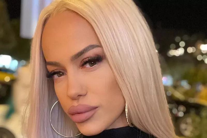 anda-adam-pe-partia-de-ski-1