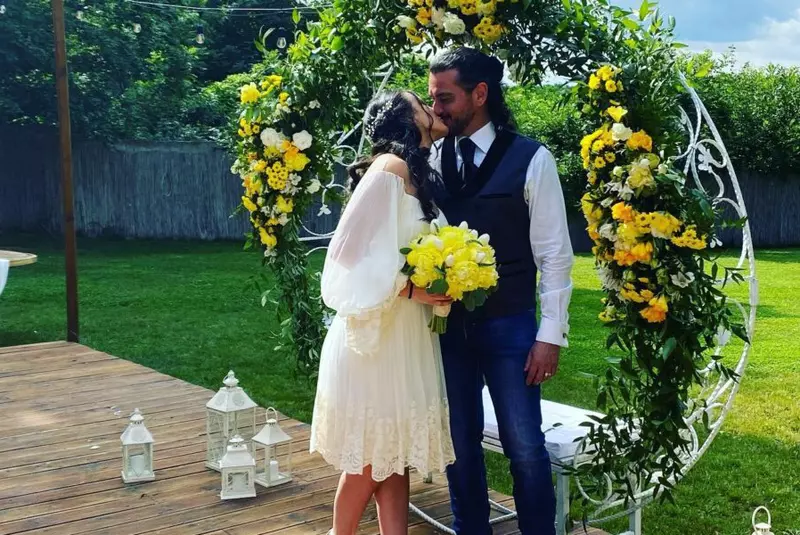 catalina-ponor-s-a-casatorit-cu-regizorul-bogdan-jianu-primele-imagini_1