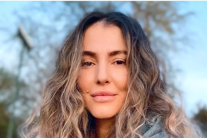 lavinia-mantea-blonda