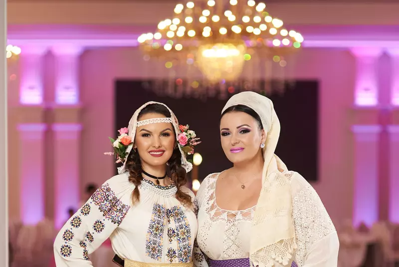 49552268_2421921854507668_6895633417510060032_n-1