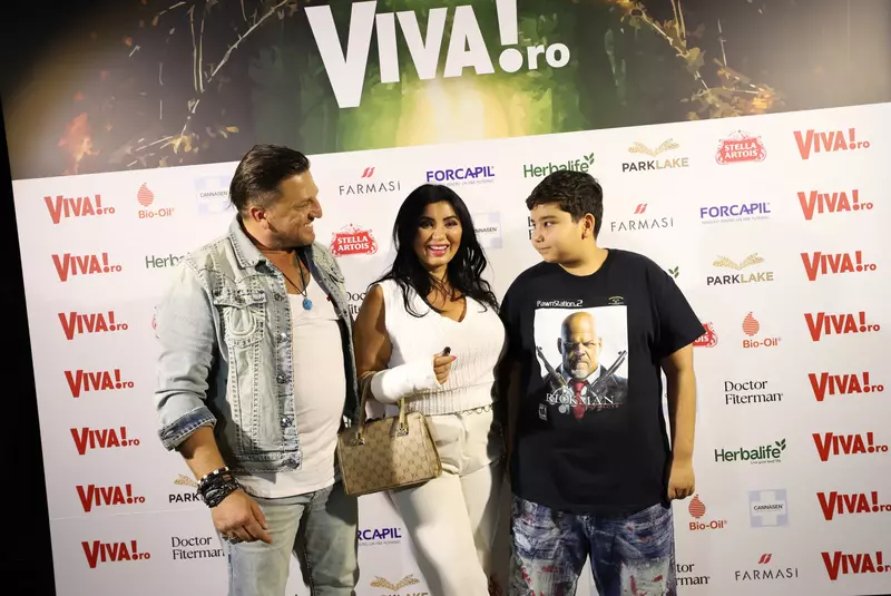 adriana-bahmuteanu-1-1