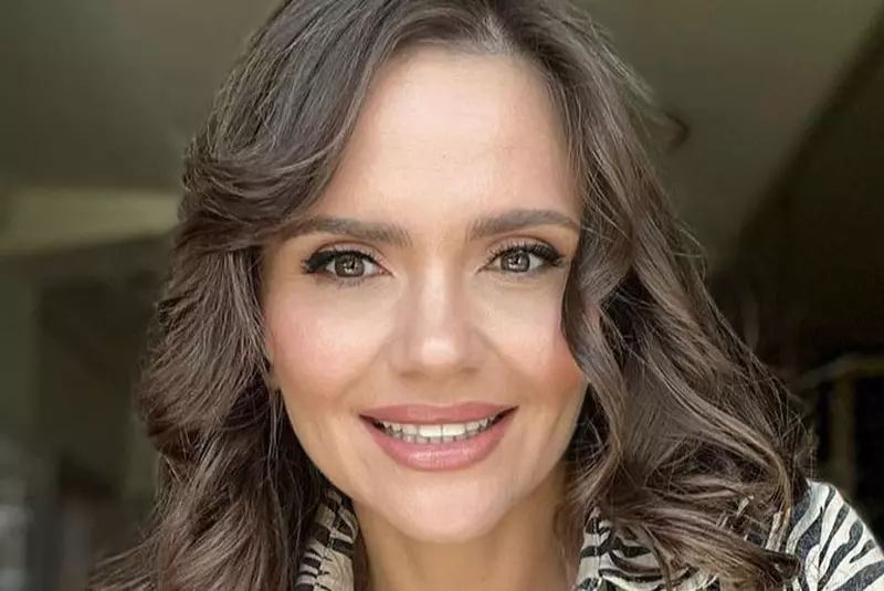 cristina-siscanu-in-ipostaze-provocatoare-fara-sutien-sotia-lui-madalin-ionescu-a-furat-toate-privirile-1-crop-1652439054