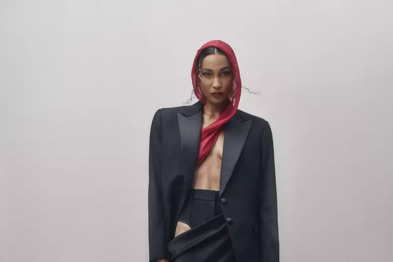 24-de-intrebari-cu-cristina-savulescu