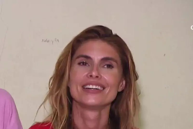 sanziana si alaura