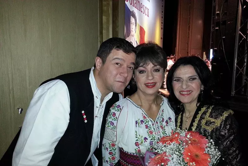 921328_249945158501474_526635286_o