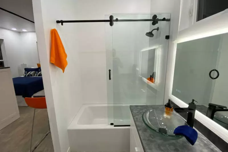 c2g9mgzlnwm3yjrhnzc1ntrimzuyzjezztkxzta0odqxmjy.thumb_