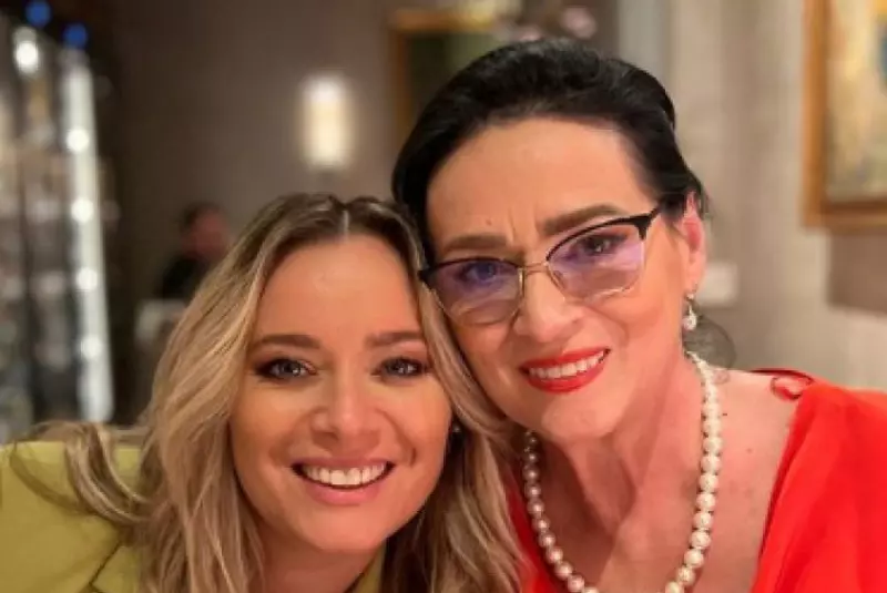 mama-laura-cosoi-3