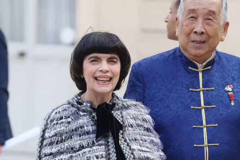 hepta_5909740-1-scaled-1