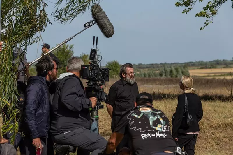000-Making-of-02-Trei-kilometri-pana-la-capatul-lumii
