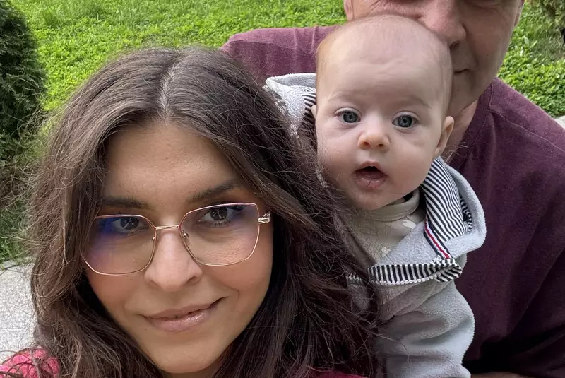 Cine este Anca Pascu, soția lui Marius Chivu. Actorul Nicu Rață din Las  Fierbinți și-a găsit fericirea, după ce a trecut printr-un divorț.  Partenera lui de viață i-a dăruit o fetiță |