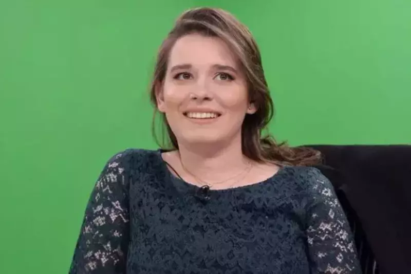 kira hagi 1