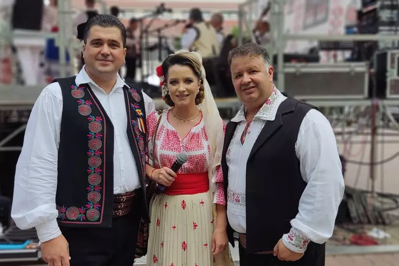 369721883_10232513866817621_2626190430656812886_n