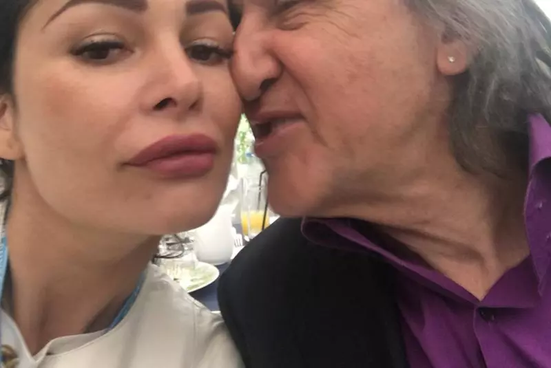 66605cc05ce08-in-oglinda1