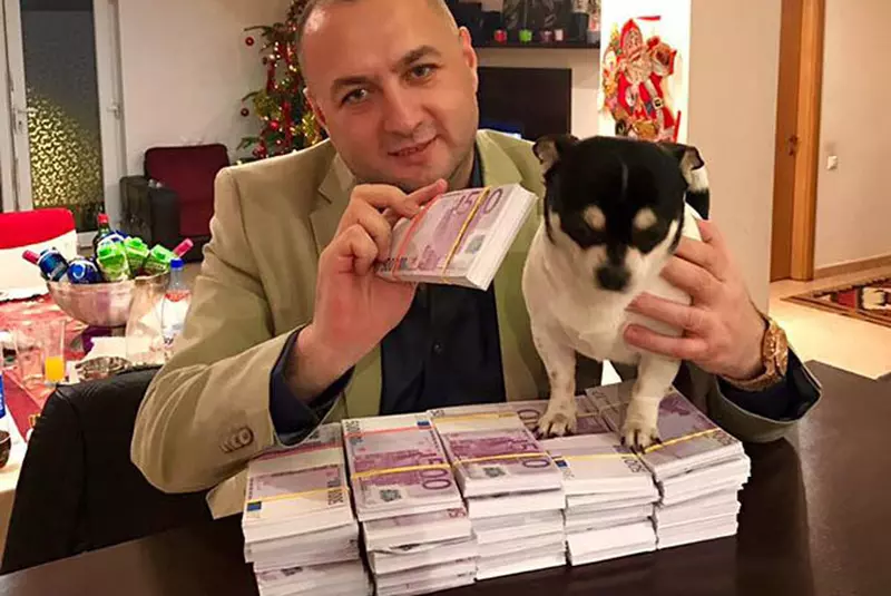 leo strehaia (2)