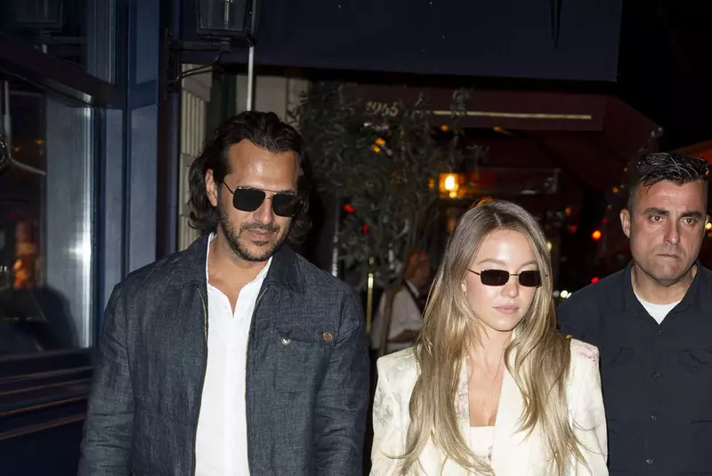 Sydney Sweeney and Jonathan Davino Return Hand in Hand After Romantic Paris Dinner