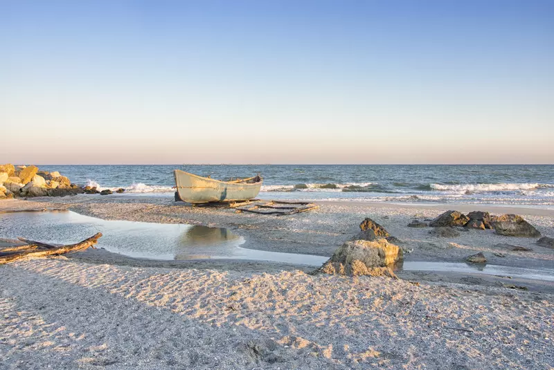 Vadu,,Romania,-,August,28:,The,Black,Sea,Wild,Beach