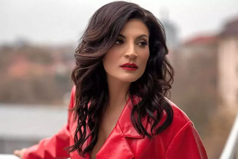 8edaf5e8-aa50-4579-93bb-11c5d27dbe92