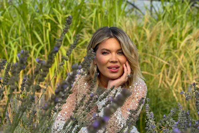 smiley gins pistol fiica