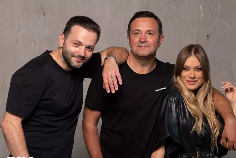 Mihai Morar, Daniel Buzdugan și Emma Ștefan2