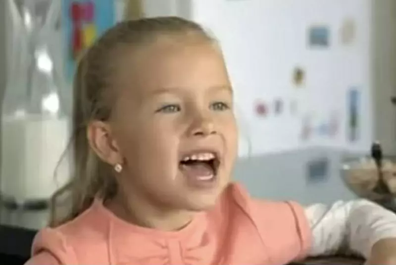 fetita reclama linco3