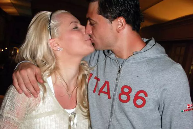 Cand-esti-milionar-in-euro-nu-mai-tii-cont-de-numarul-lor.-Intrebarea-care-l-a-pus-pe-Mirel-Radoi-in-dificultate-„Nu-stiu-spre-rusinea-mea-e1749798717936