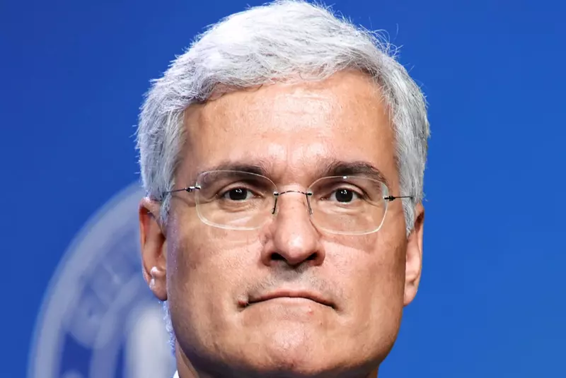 Dragoș Pîslaru0