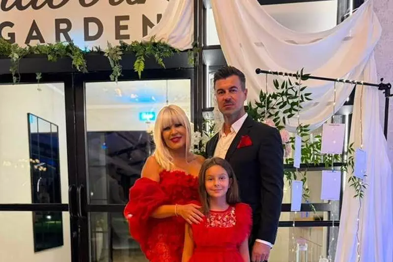 Elena Udrea și Adrian Alexandrov nași de cununie1
