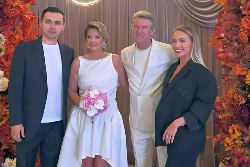 https___www.cancan.ro_wp-content_uploads_2026_10_florin-raducioiu-si-andreea-nunta-5