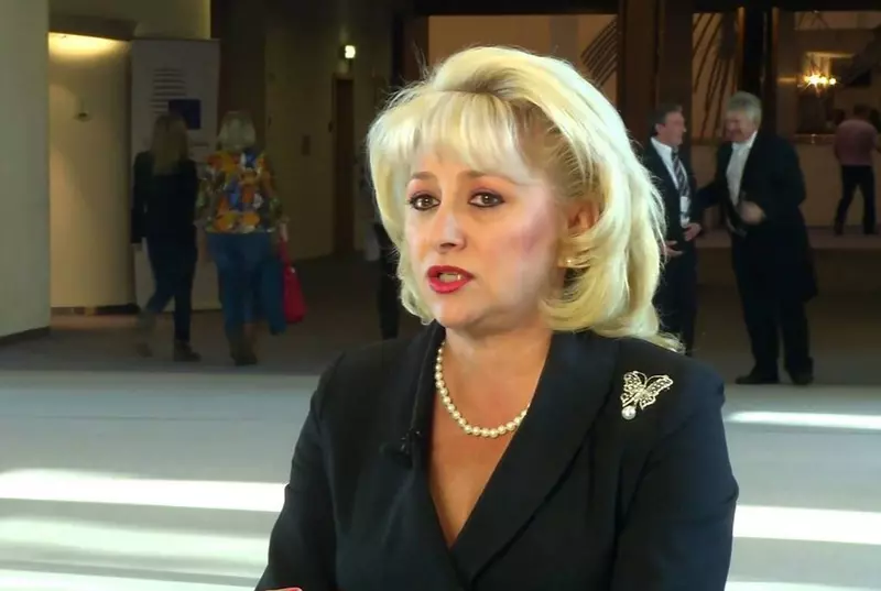 Viorica Dăncilă (5)