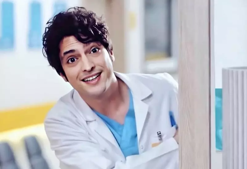 Ali Vefa – Doctorul minune-Kanal D (2)