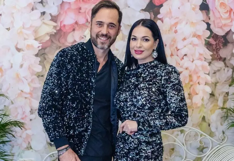 Dinu și Deea Maxer divorțează, după 18 ani de relație. Primele declarații și ce i-au rugat pe fani