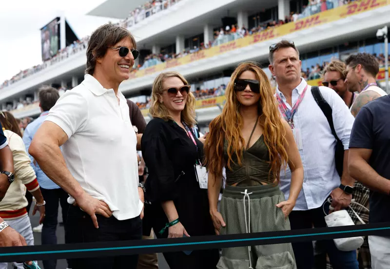 Tom Cruise, reacție neașteptată. Ce le-a spus prietenilor, după ce a aflat că Shakira a fost cucerită de Lewis Hamilton