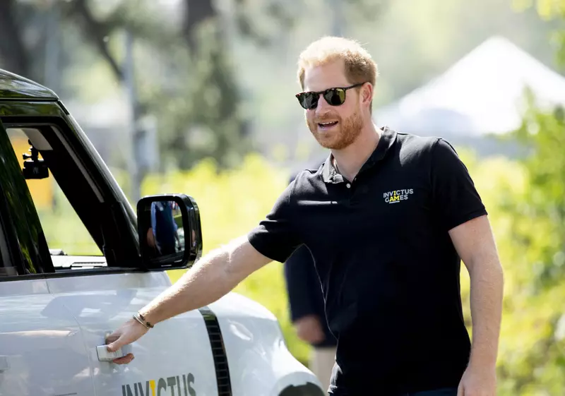De ce ar trebui Prințul Harry și Meghan Markle să refuze invitația la încoronarea regelui Charles