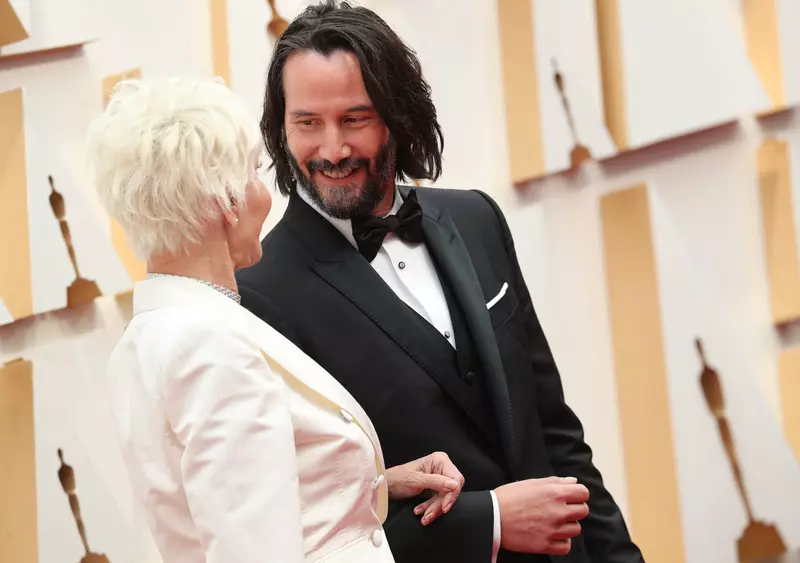 Keanu Reeves și mama lui