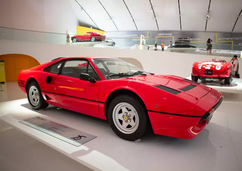 201_ultimatesupercar_0004