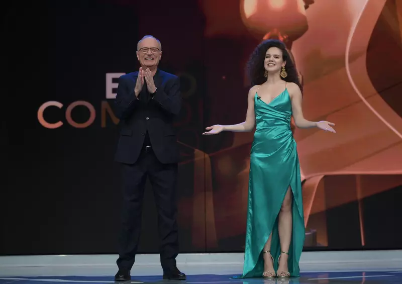 Gala-Premiilor-Eroii-Comediei-2021-1