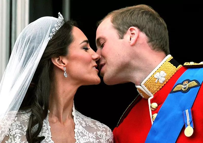 Prințul William și Kate Middleton la nuntă