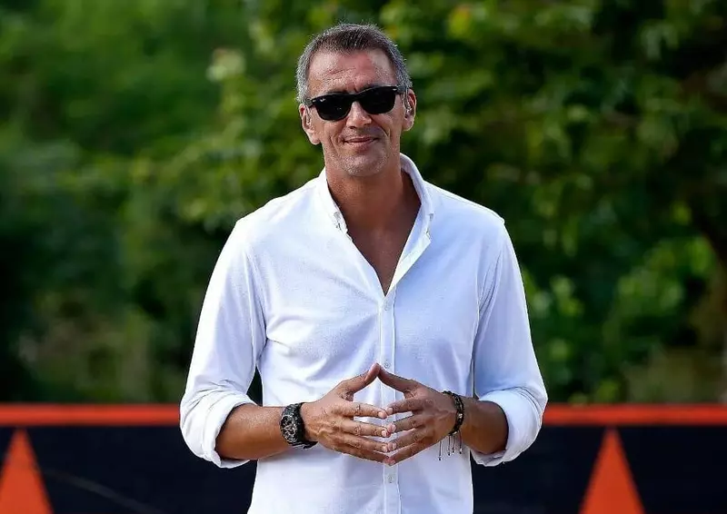 cosmin cernat prezinta insula de 1 milion kanal d
