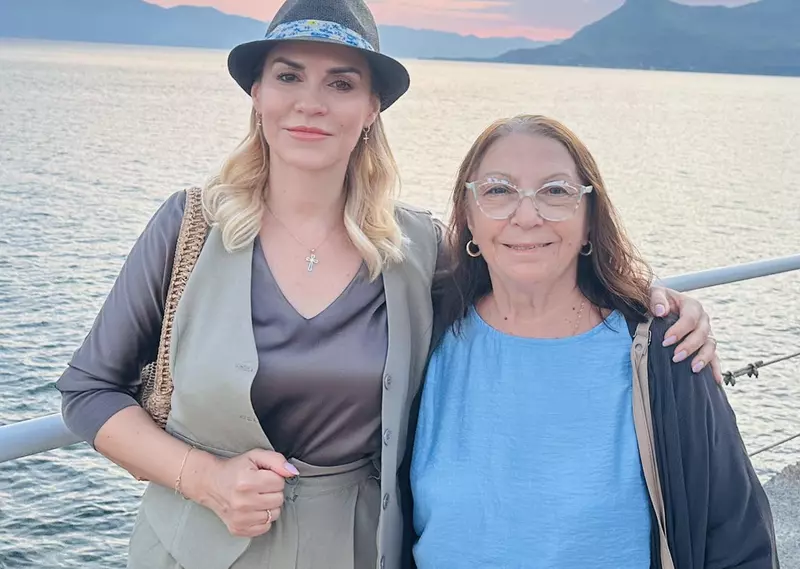 mama gabriela firea