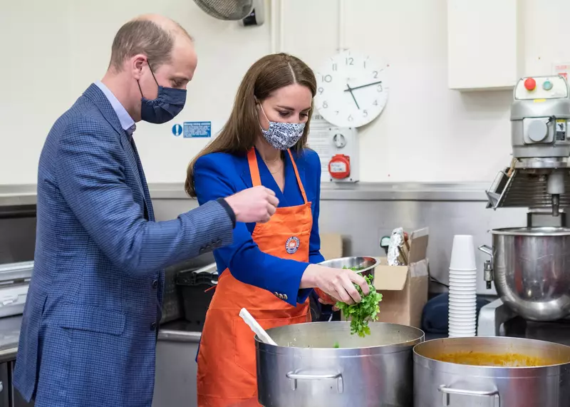 *NO UK* Duke And Duchess Of Cambridge Visit Cafe Kitchen At The Palace Of Holyroodhouse In Edinburgh