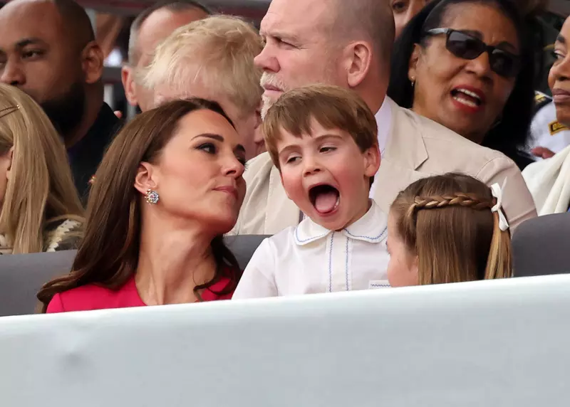 Kate-Middleton-reactie-adorabila-dupa-ce-Printul-Louis-s-a-dat-in-spectacol-la-Jubileul-Reginei-2