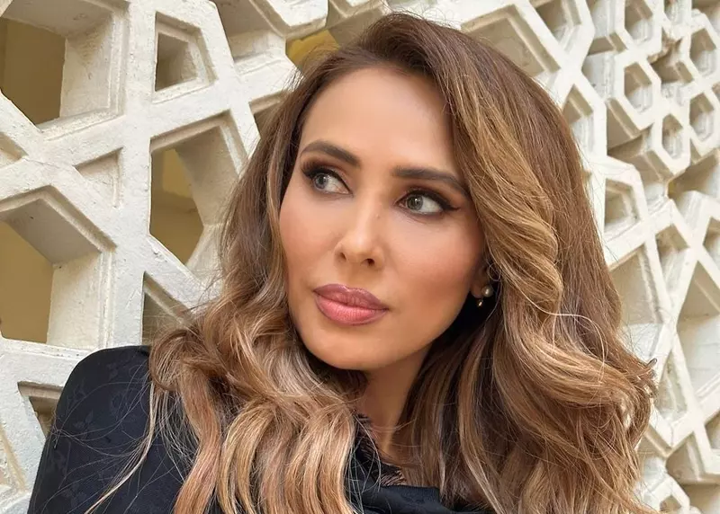 Iulia Vantur si-a cumparat casa in Dubai  (1)