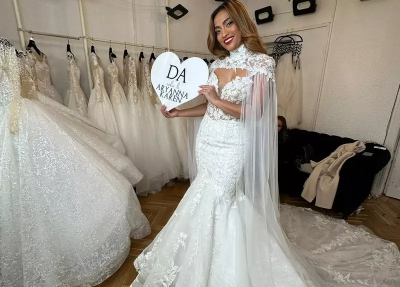 bella-santiago-mireasa