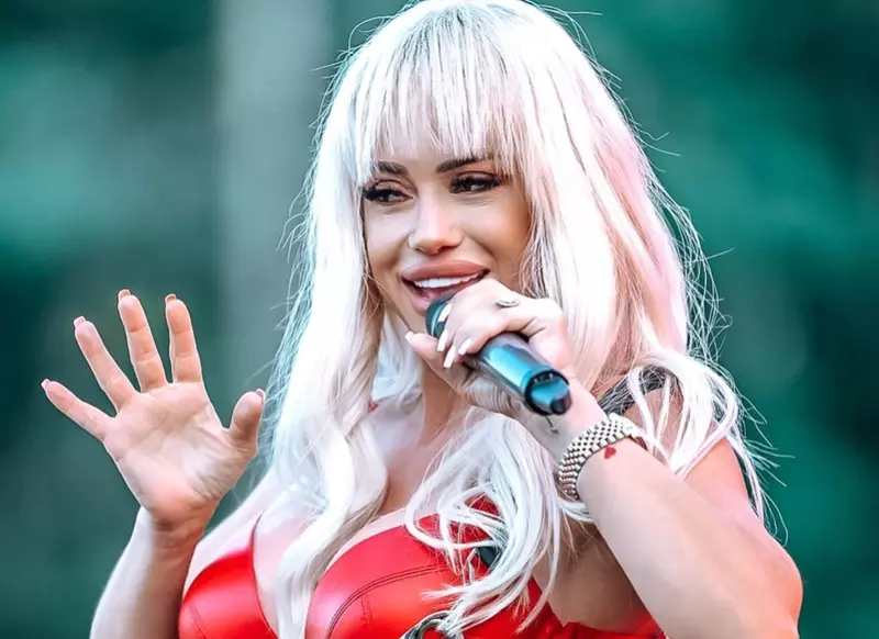 Anda Adam a dat-o în judecată pe Oana Zăvoranu